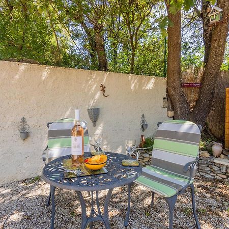 Gite L'Escapade Saint-Saturnin-lès-Apt Zewnętrze zdjęcie
